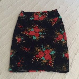 LueLaRoe M pencil Skirt EUC